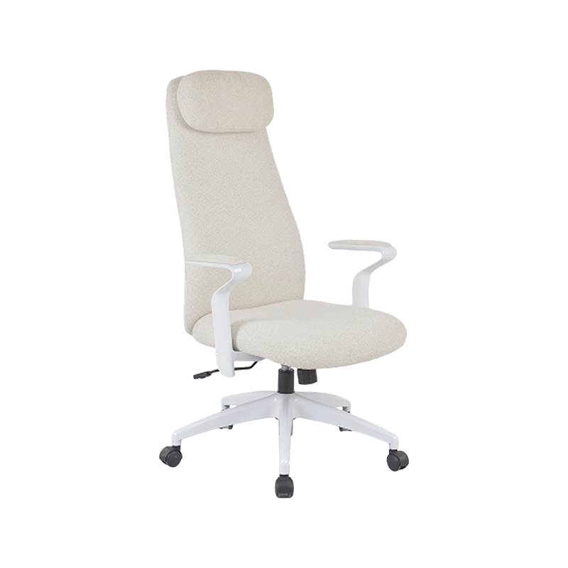 Silla de tela de perfil escandinavo con estructura blanca y mecanismo de inclinación de mariposa